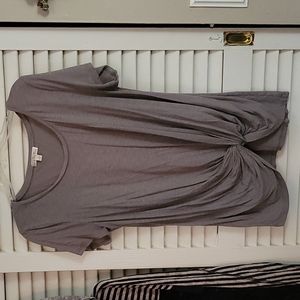 Nine Britton twisted knot short sleeve tank